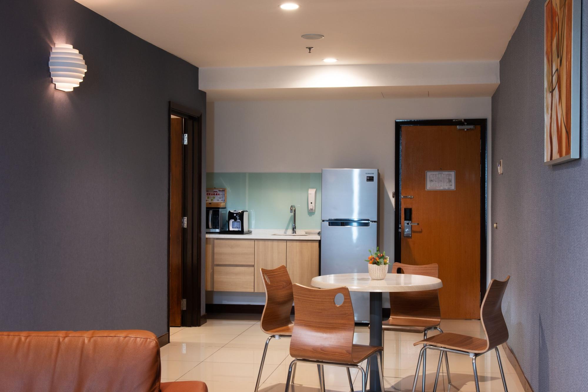 One Pacific Hotel And Serviced Apartments George Town Exterior photo