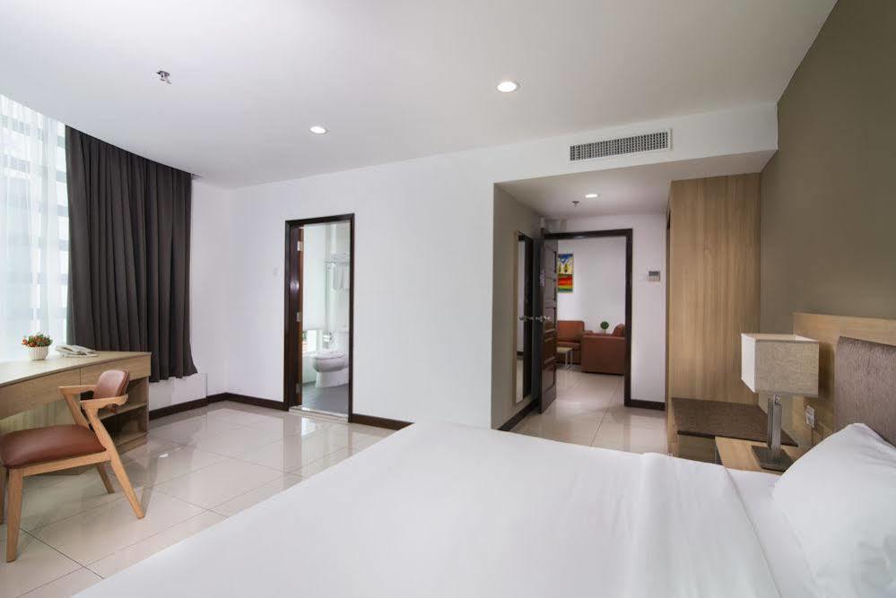 One Pacific Hotel And Serviced Apartments George Town Exterior photo
