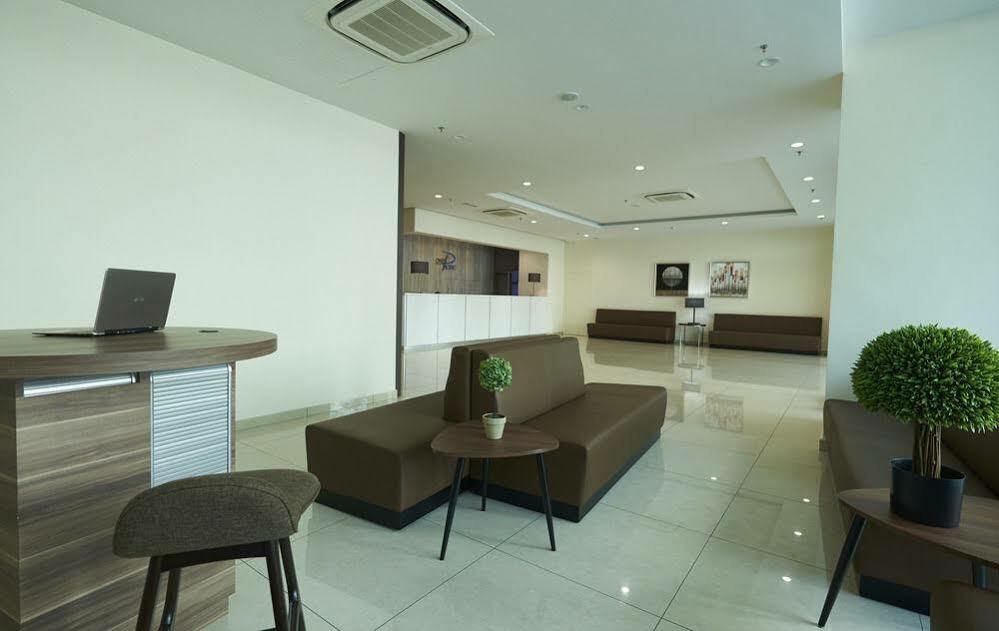 One Pacific Hotel And Serviced Apartments George Town Exterior photo